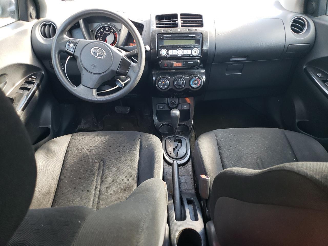 2009 TOYOTA SCION