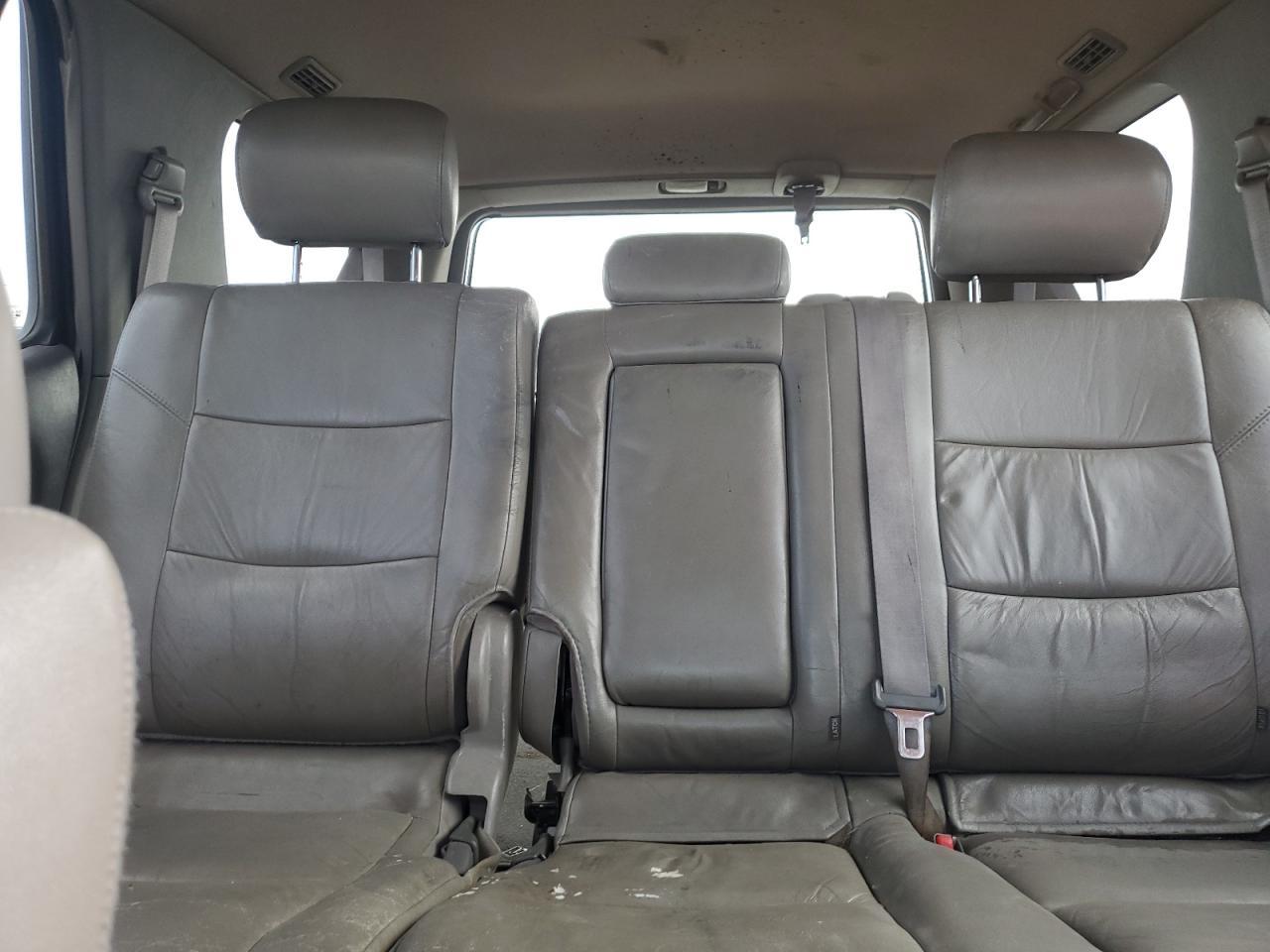 2002 TOYOTA Sequoia