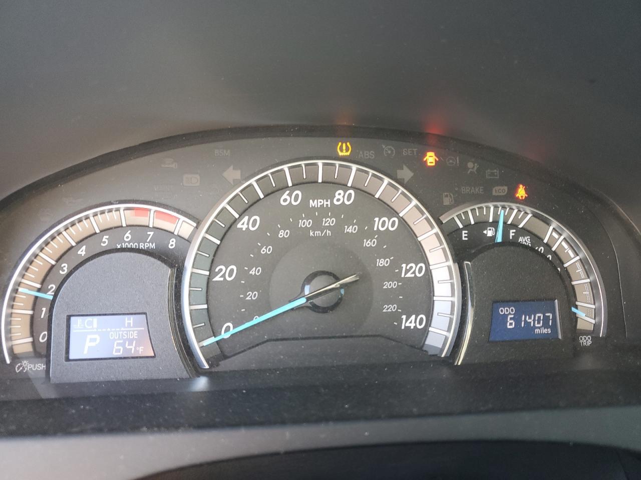 2014 TOYOTA CAMRY