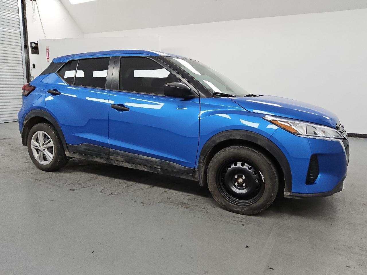2024 NISSAN KICKS