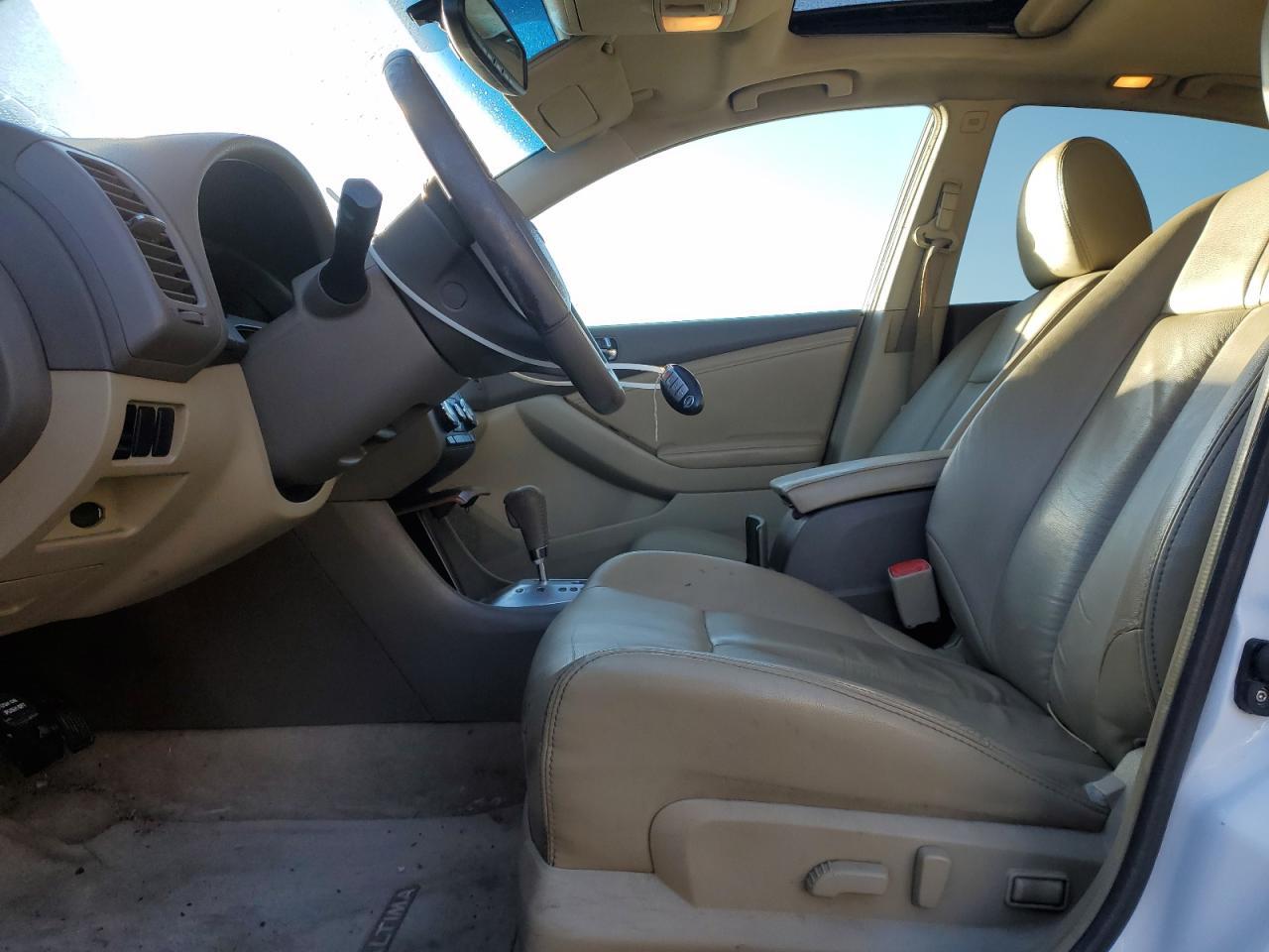 2009 NISSAN ALTIMA
