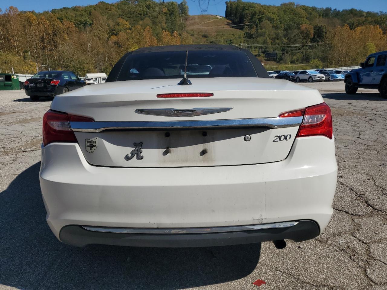 2013 CHRYSLER 200