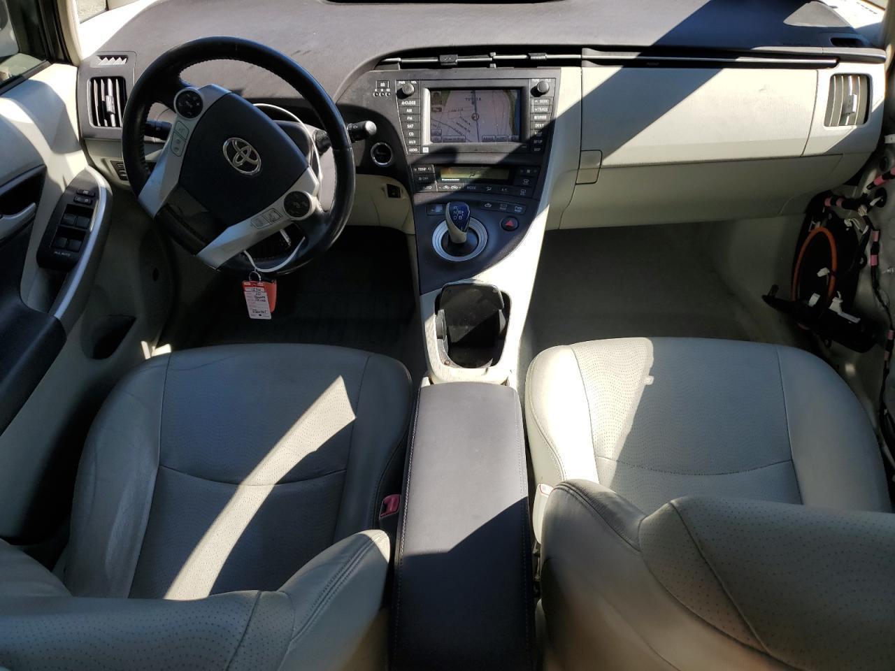 2010 TOYOTA PRIUS