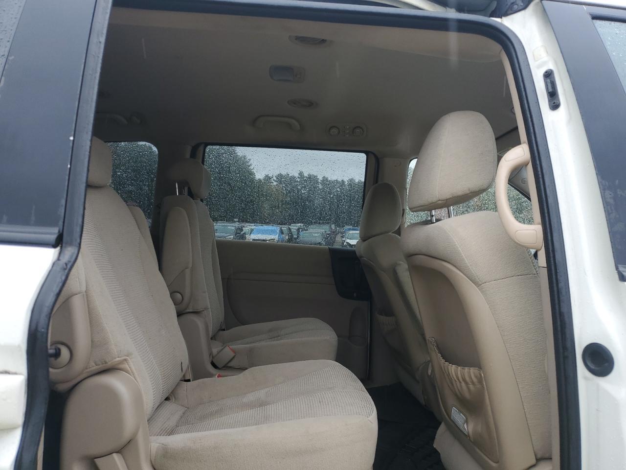 2008 KIA SEDONA