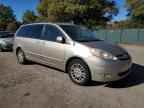 2010 TOYOTA SIENNA