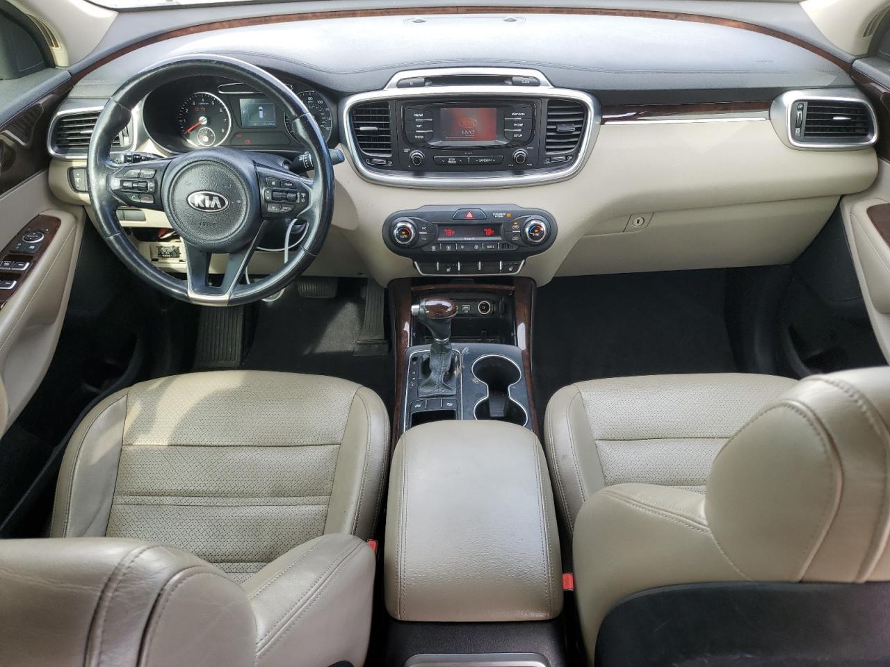 2016 KIA SORENTO