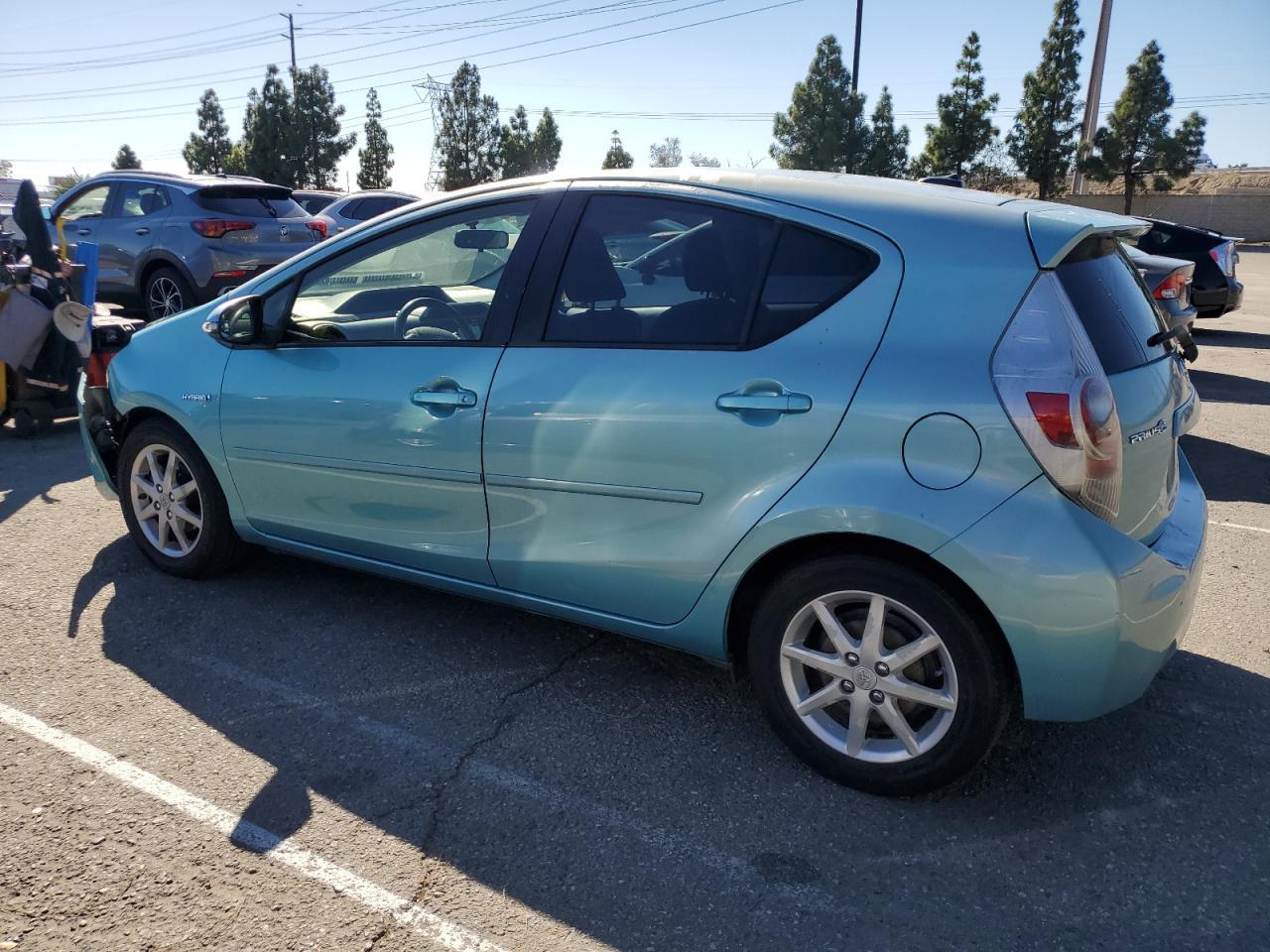 2012 TOYOTA Prius c