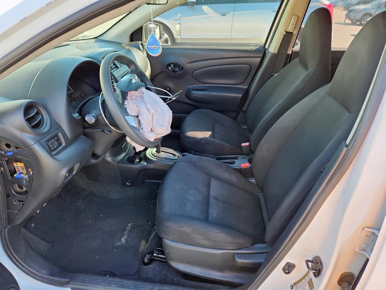 2017 NISSAN VERSA