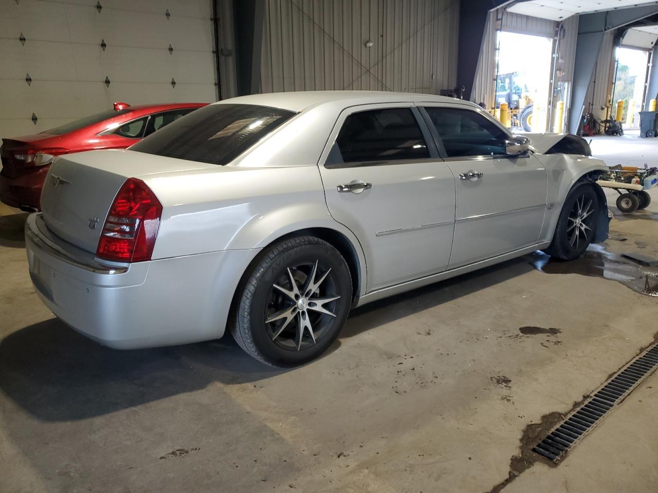 2006 CHRYSLER 300