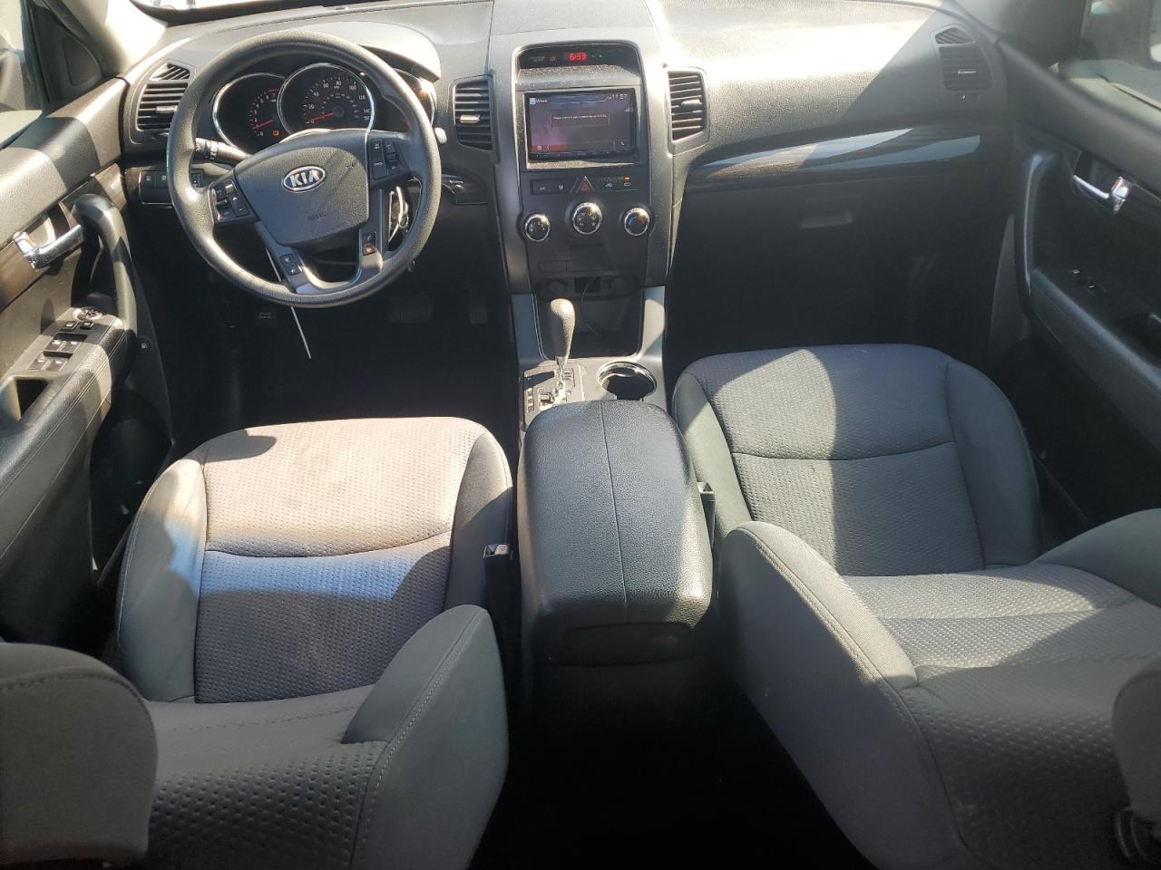 2011 KIA SORENTO