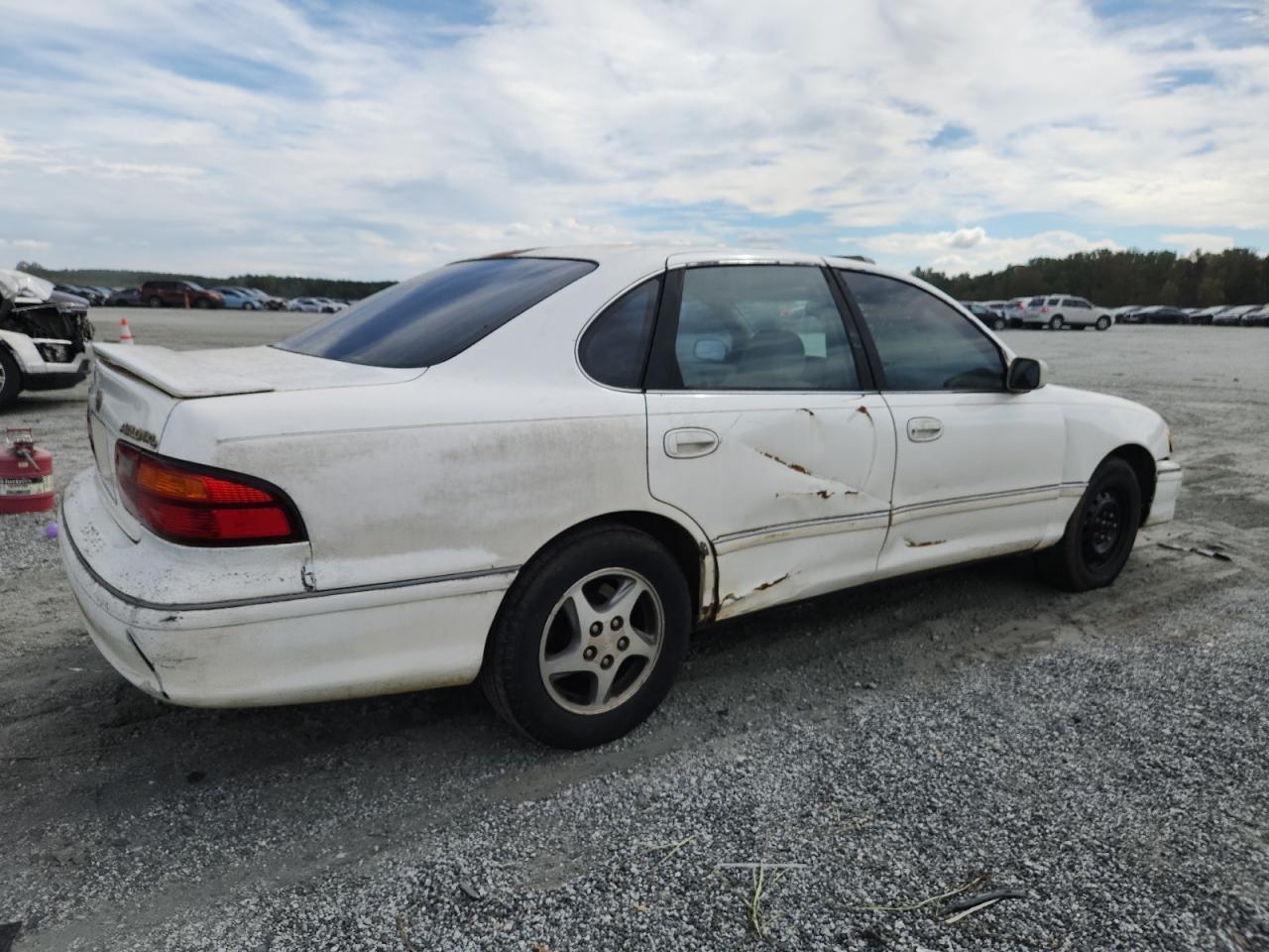1999 TOYOTA Avalon