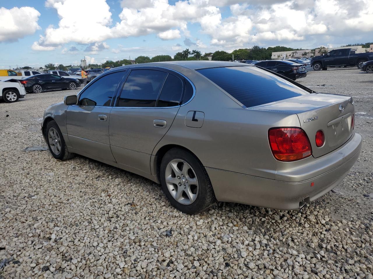 2001 LEXUS Gs