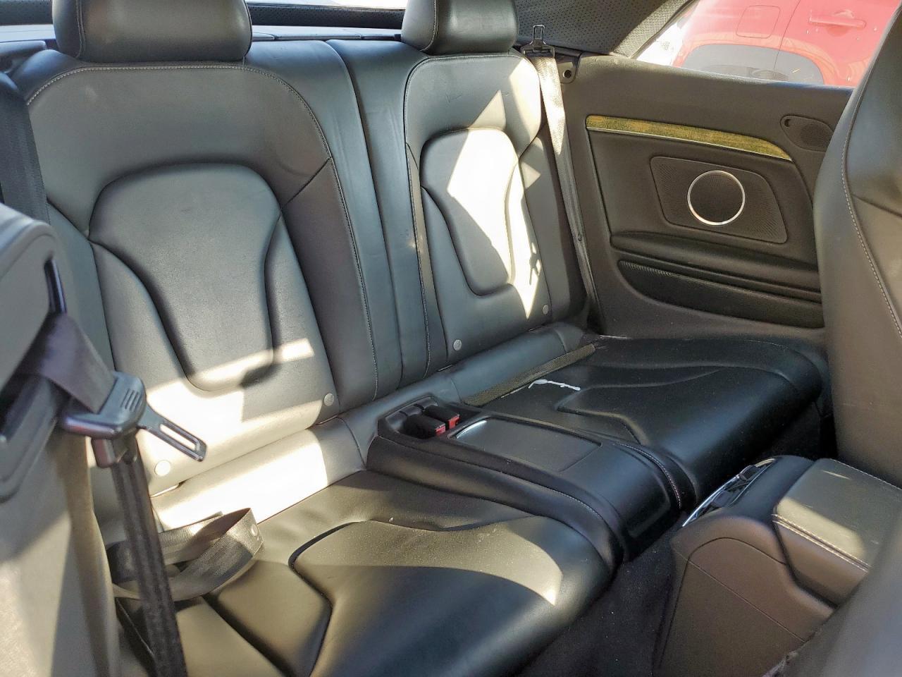 2010 AUDI S5