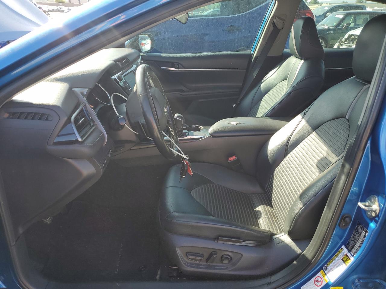 2019 TOYOTA CAMRY
