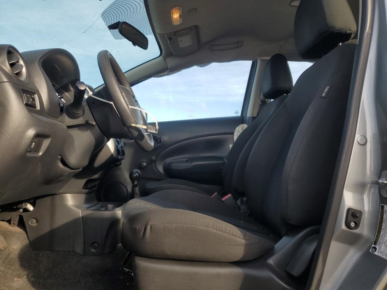 2015 NISSAN Versa Note