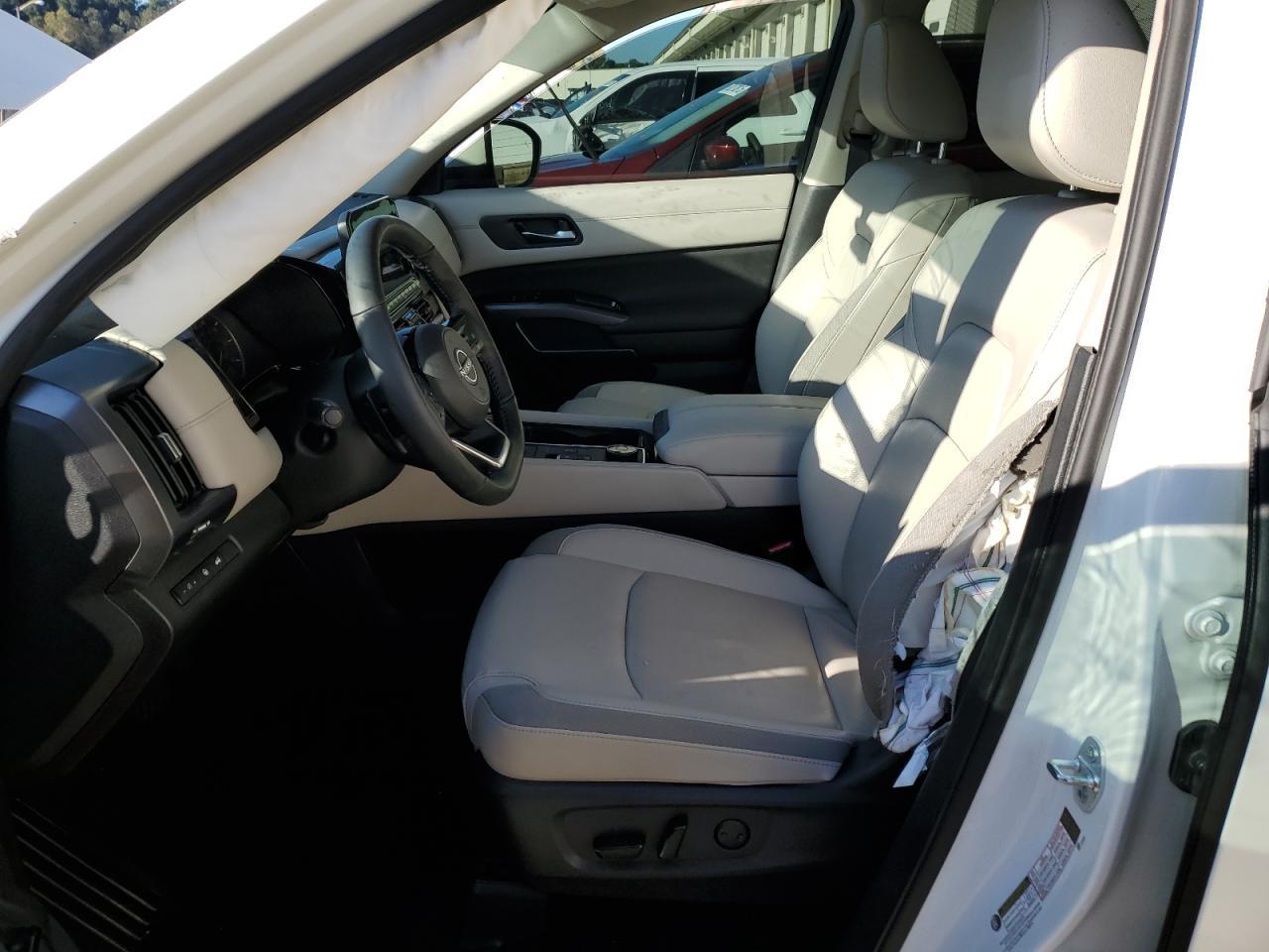 2024 NISSAN PATHFINDER