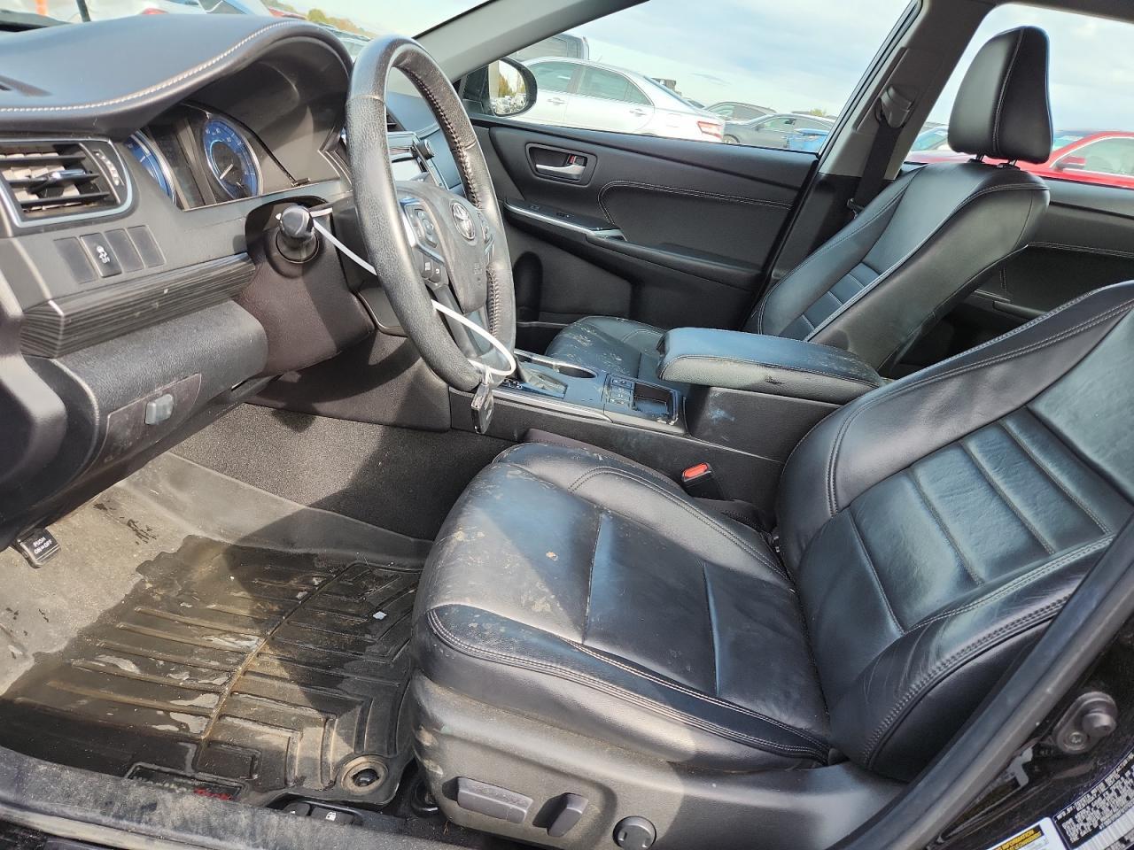 2015 TOYOTA CAMRY