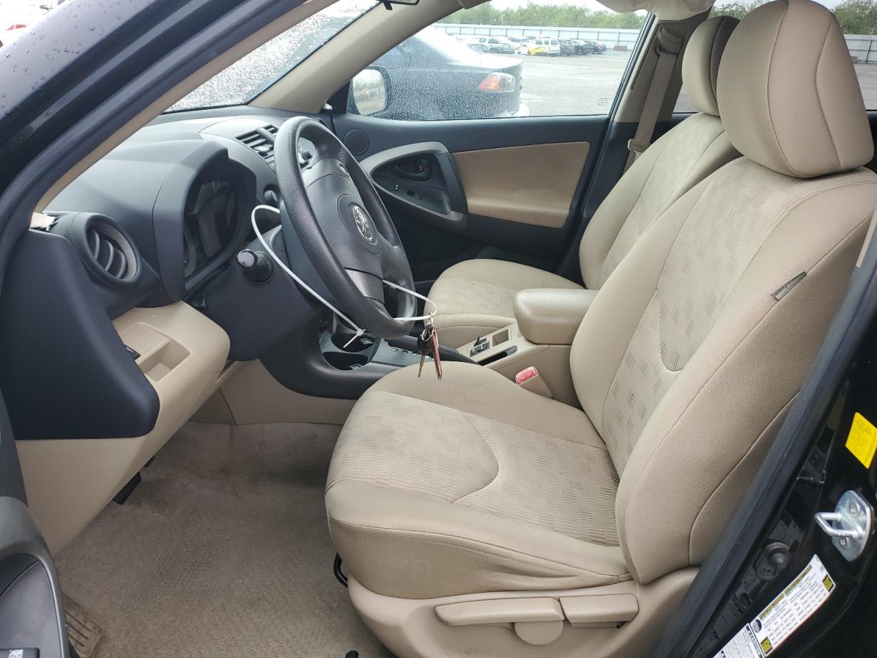 2011 TOYOTA RAV4