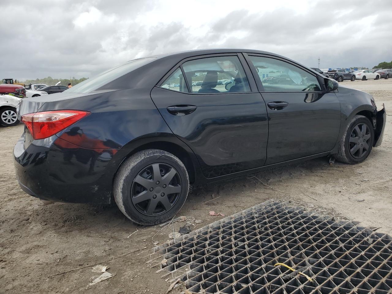 2019 TOYOTA COROLLA