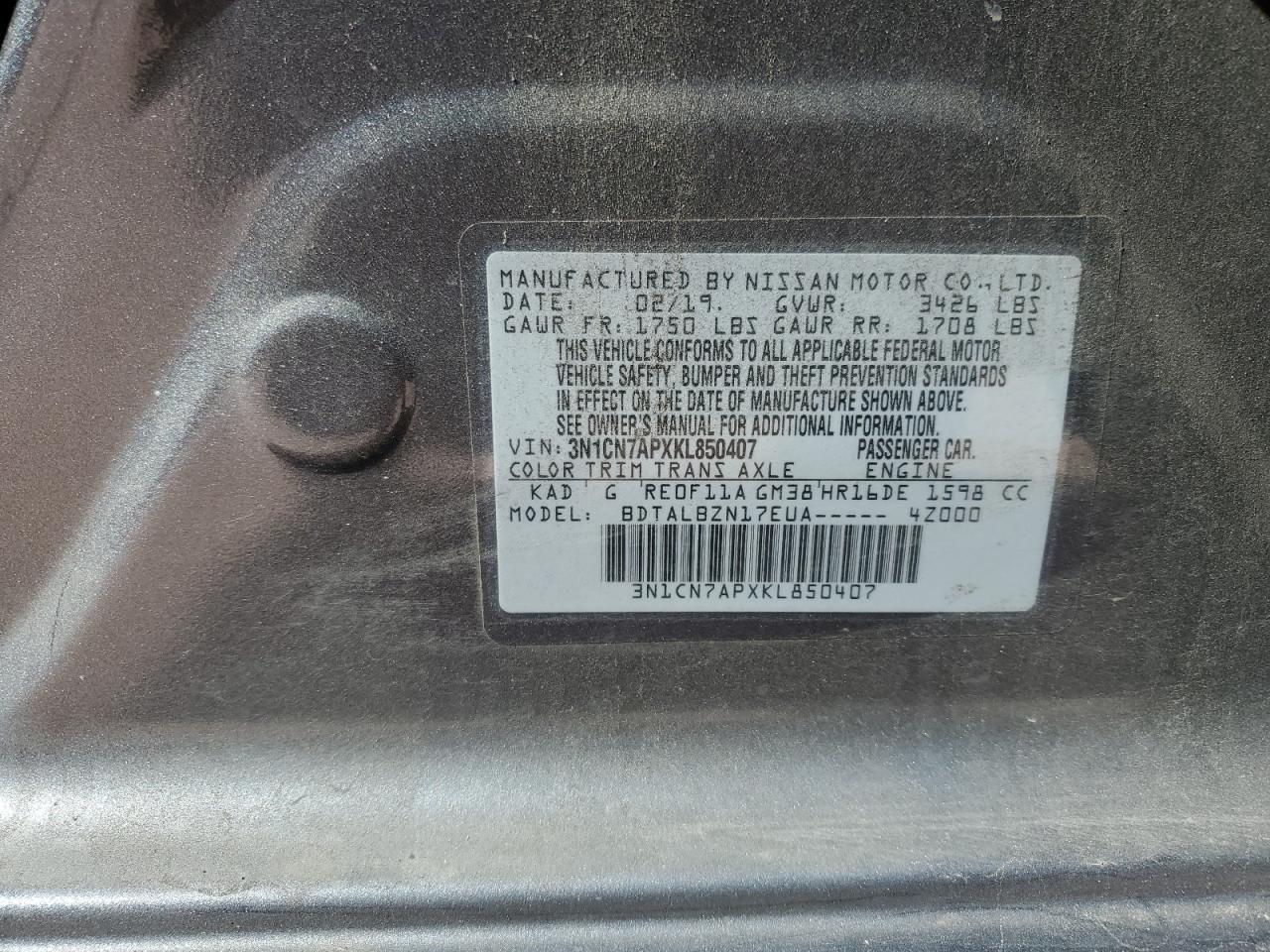 2019 NISSAN VERSA