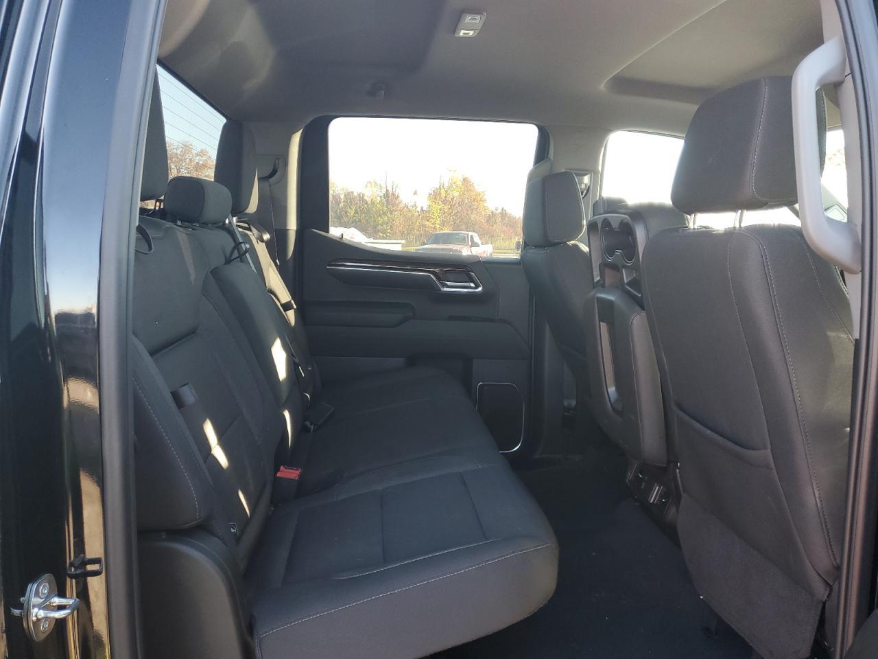 2024 GMC Sierra