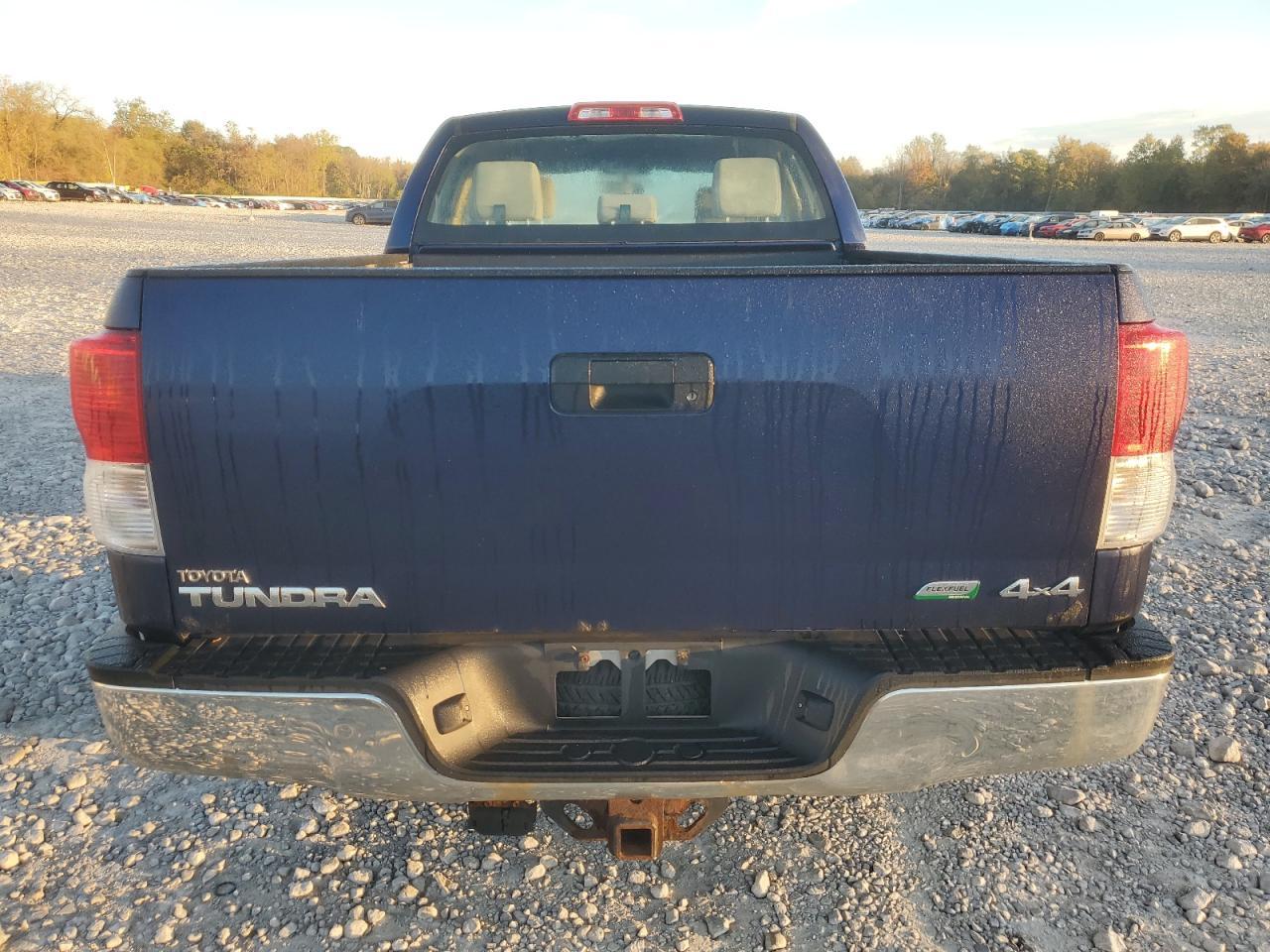 2011 TOYOTA TUNDRA