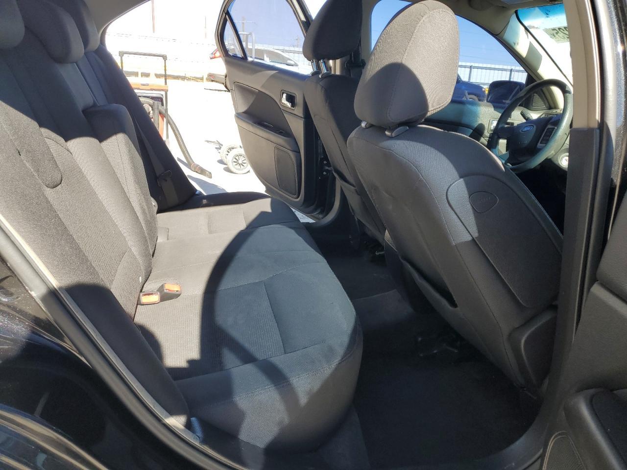 2010 FORD FUSION