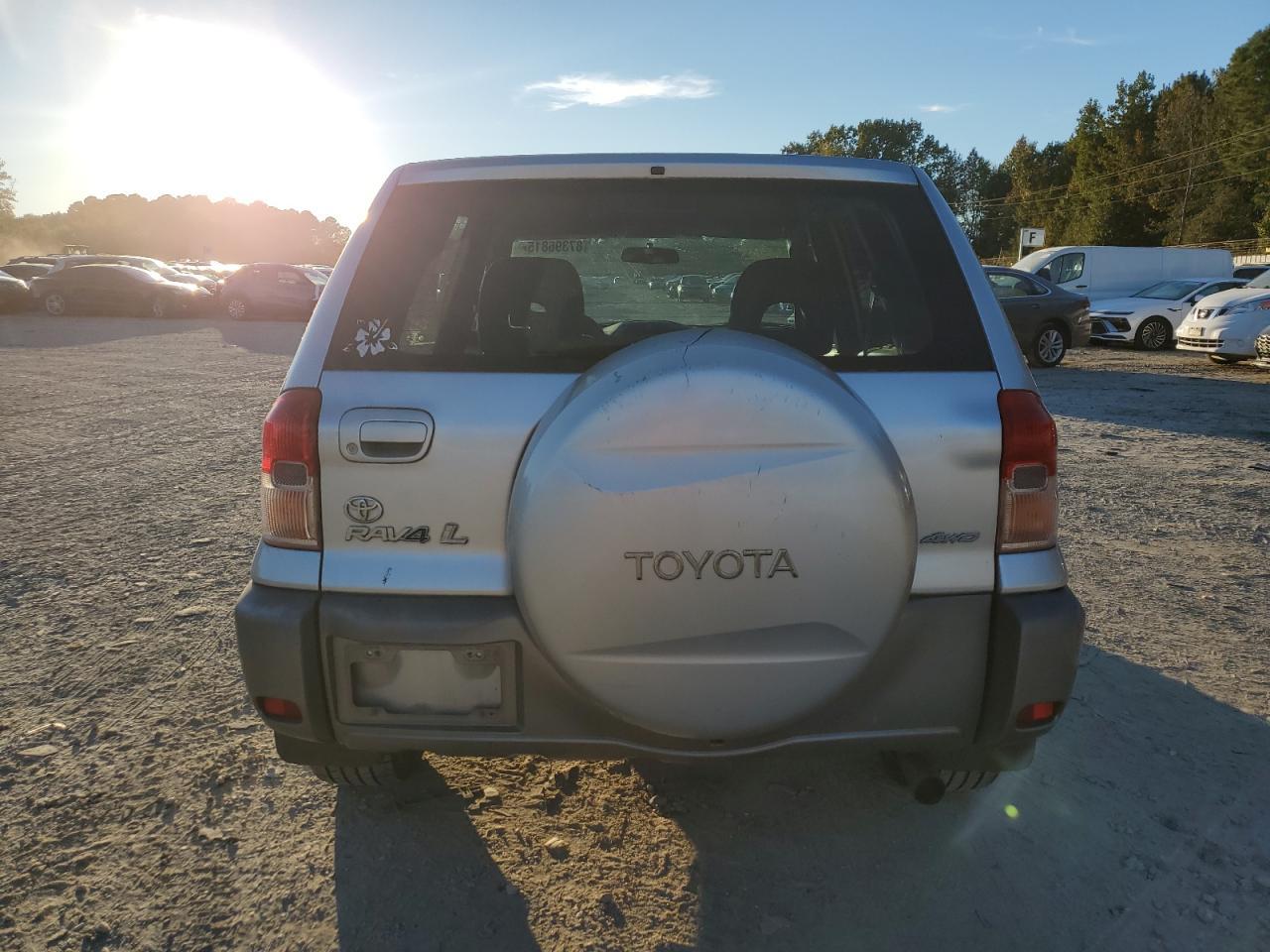2001 TOYOTA RAV4