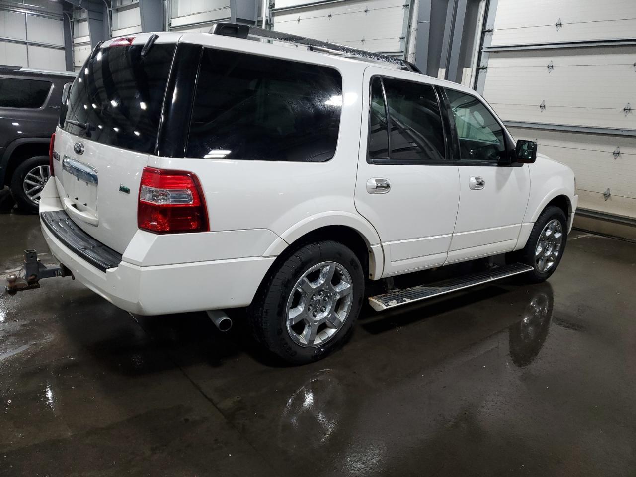 2013 FORD Expedition
