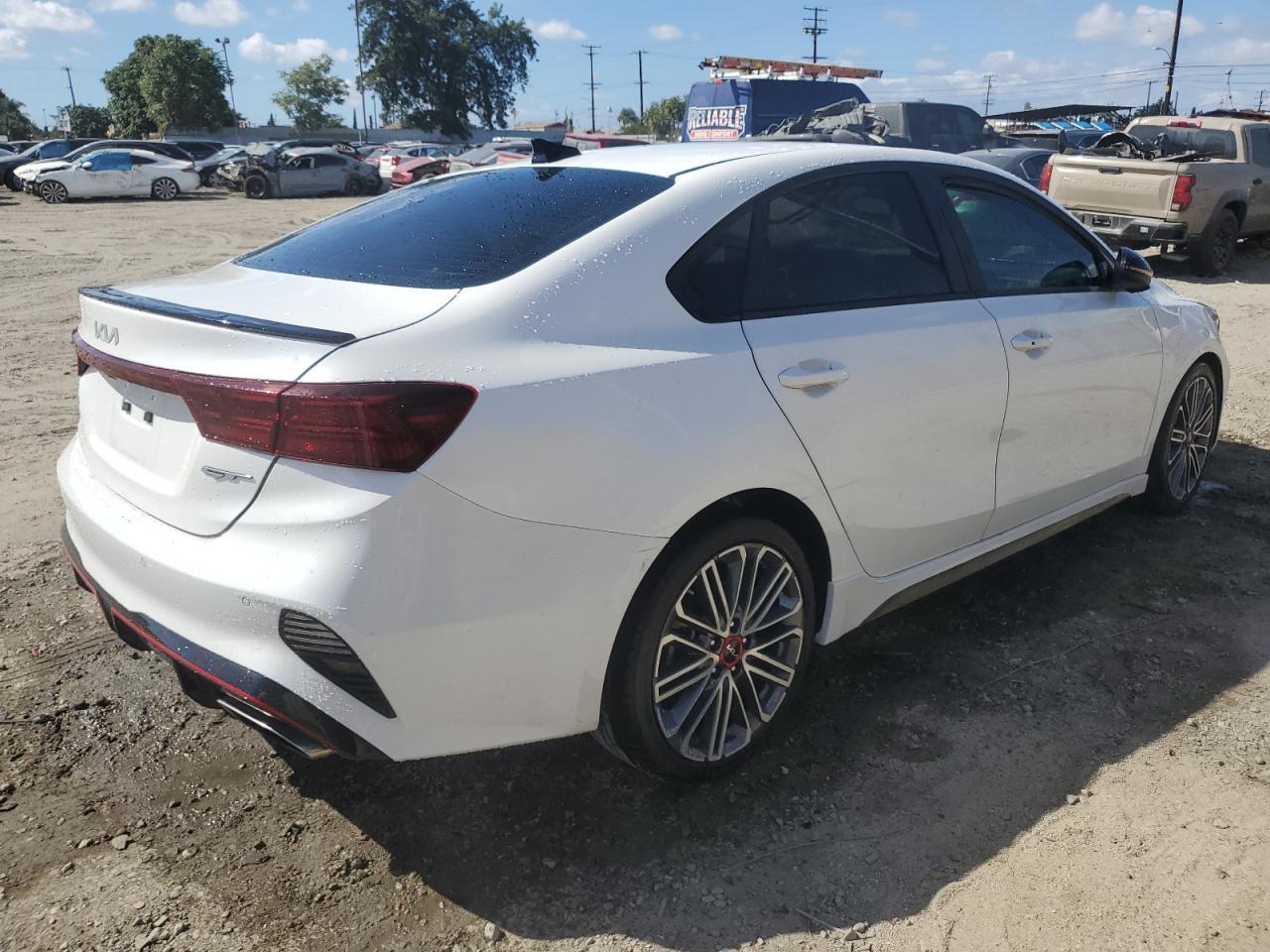 2023 KIA FORTE