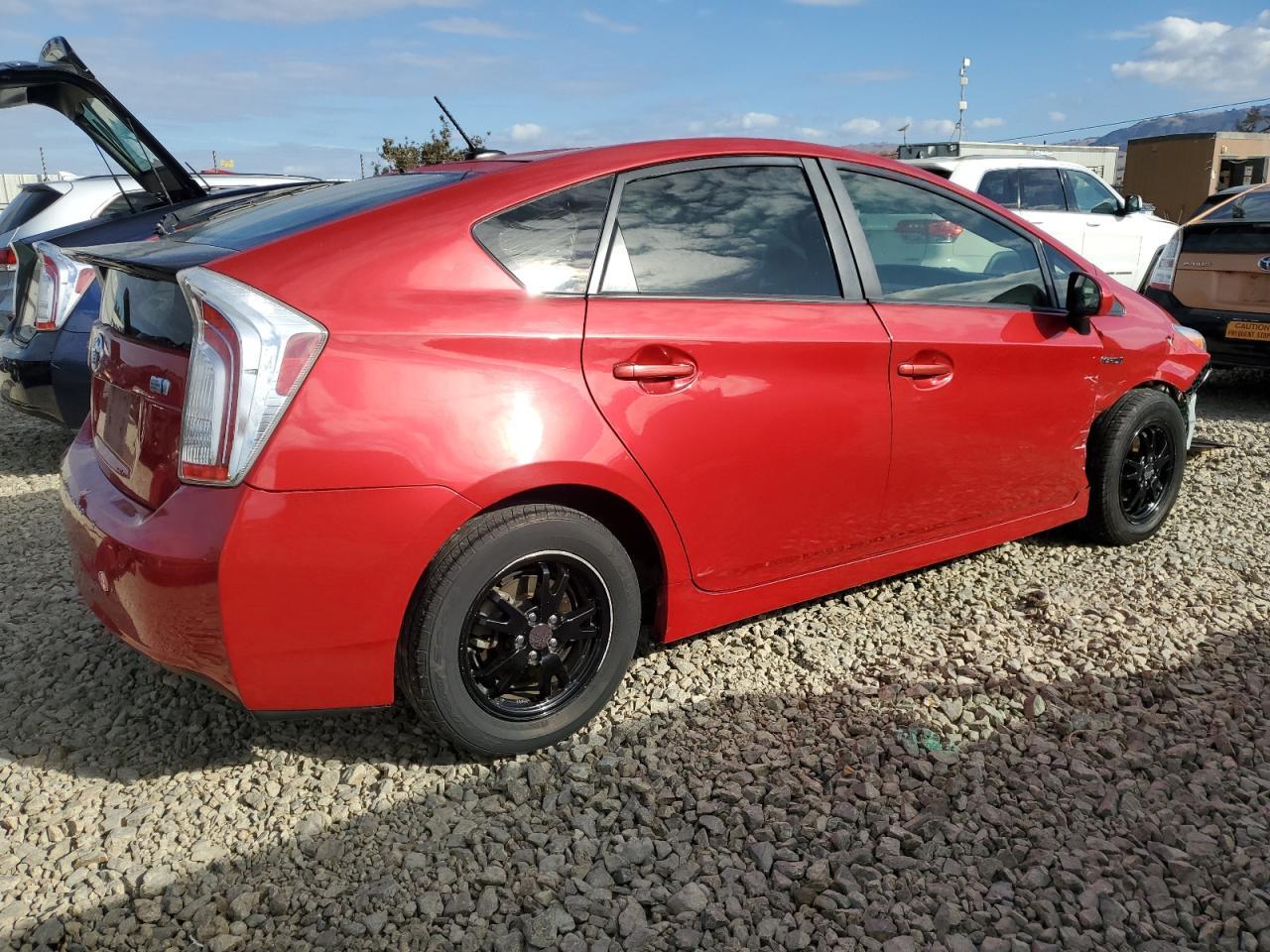 2015 TOYOTA PRIUS