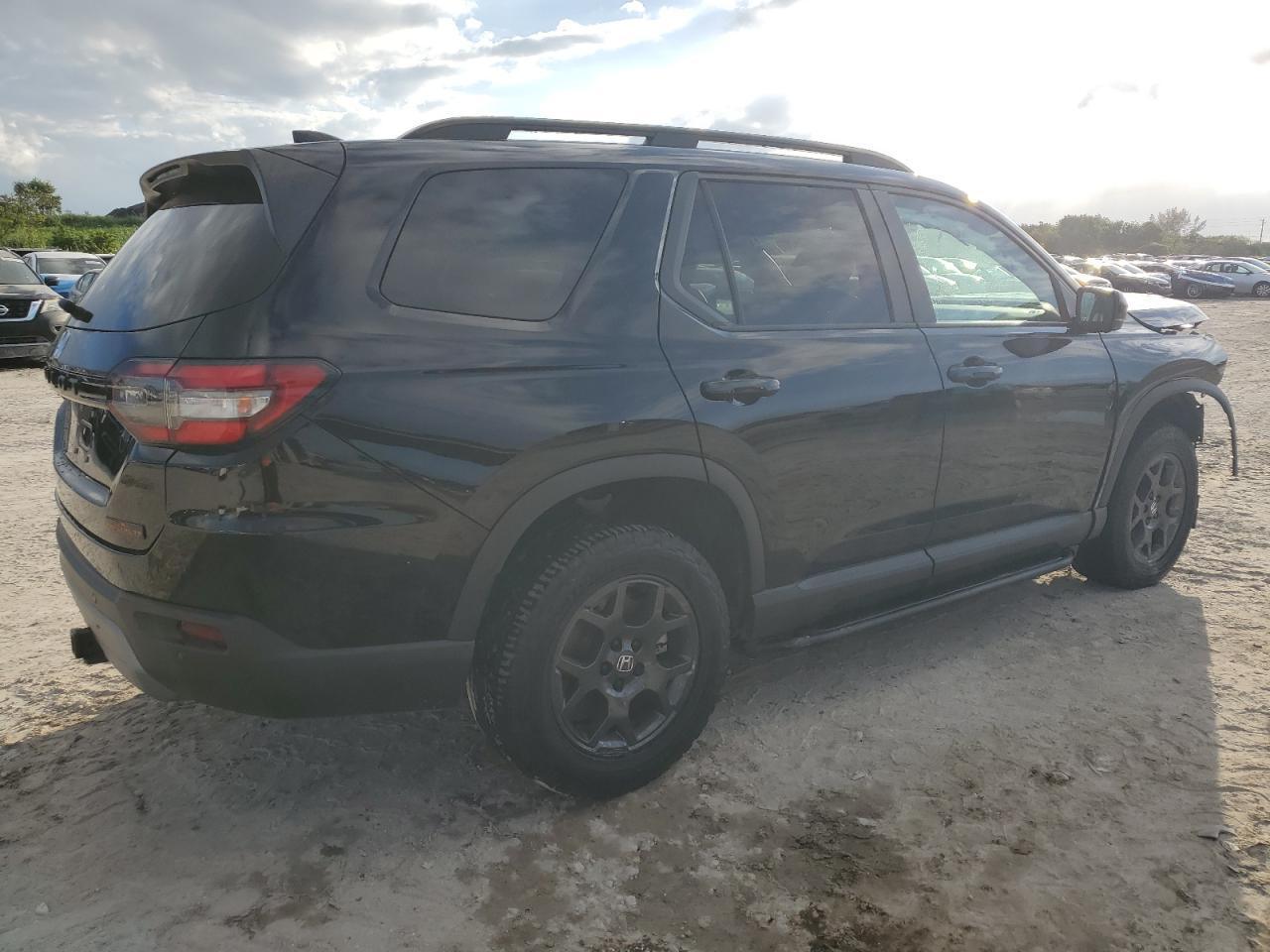 2023 HONDA PILOT