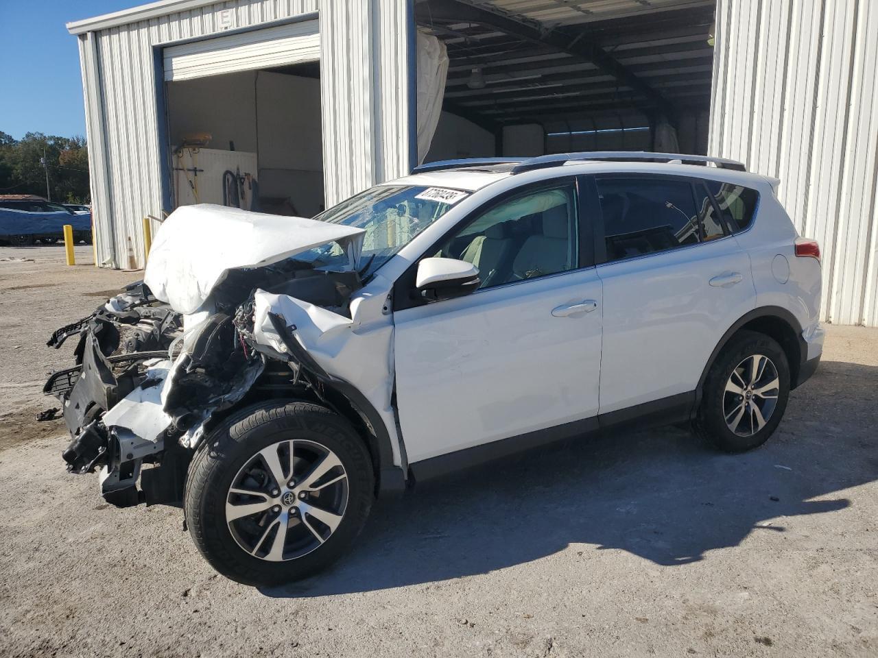 2016 TOYOTA RAV4