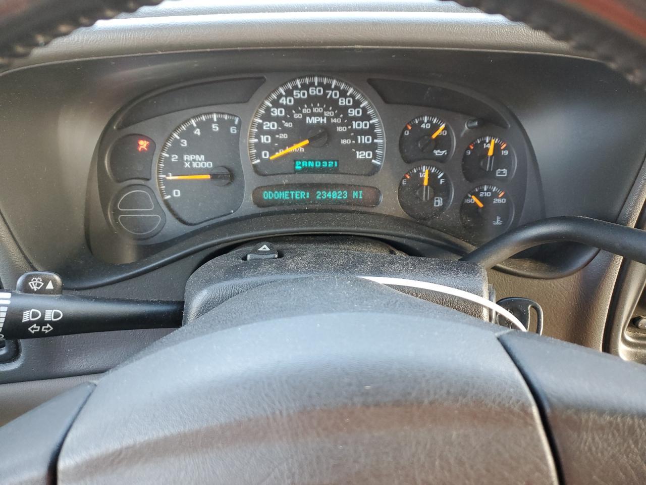 2003 CHEVROLET Tahoe