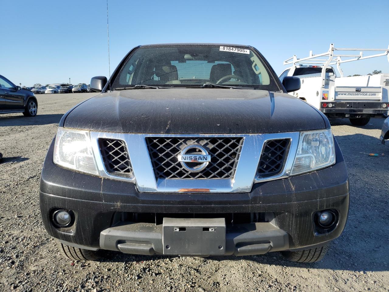 2012 NISSAN Frontier