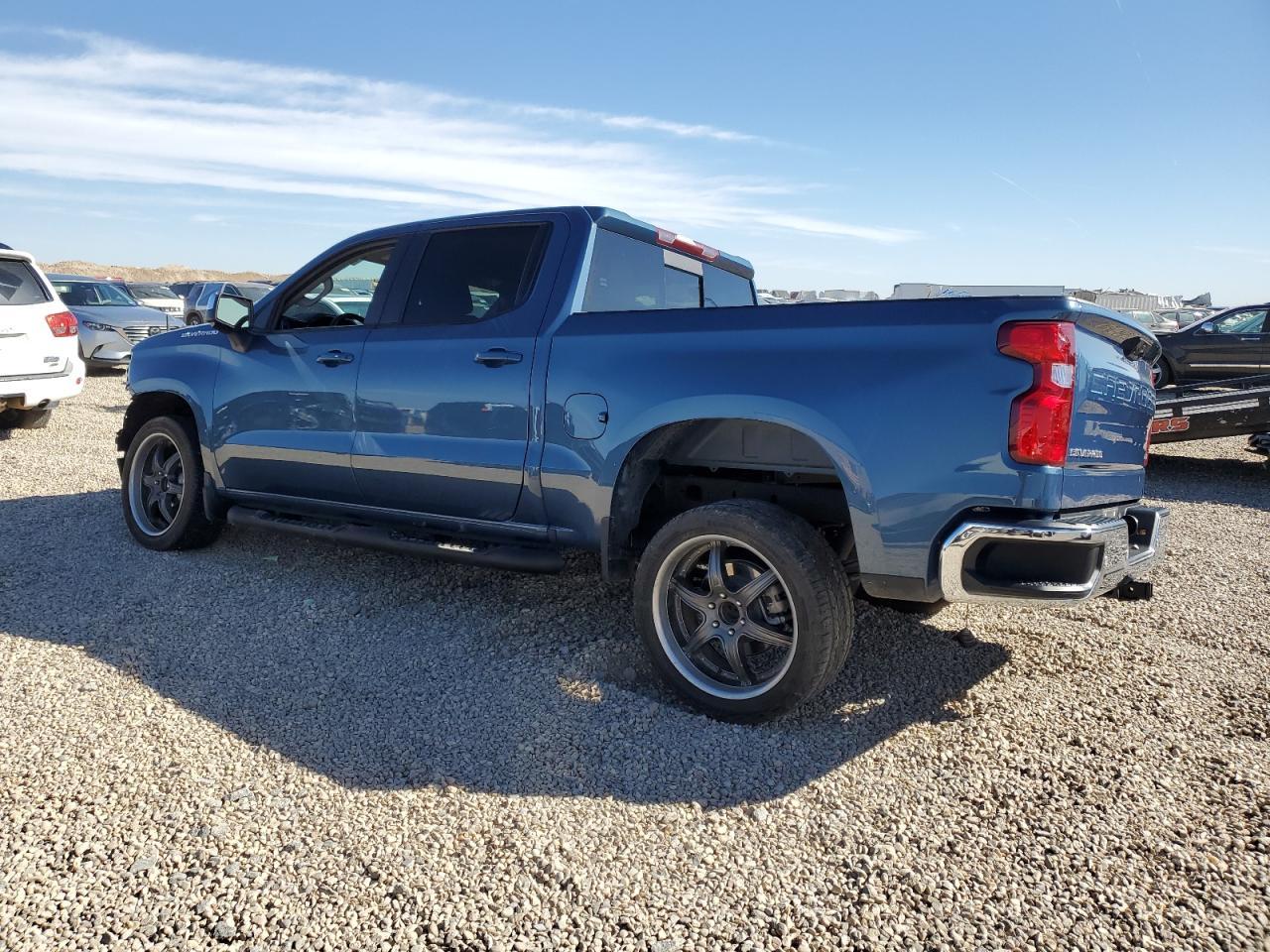 2024 CHEVROLET Silverado