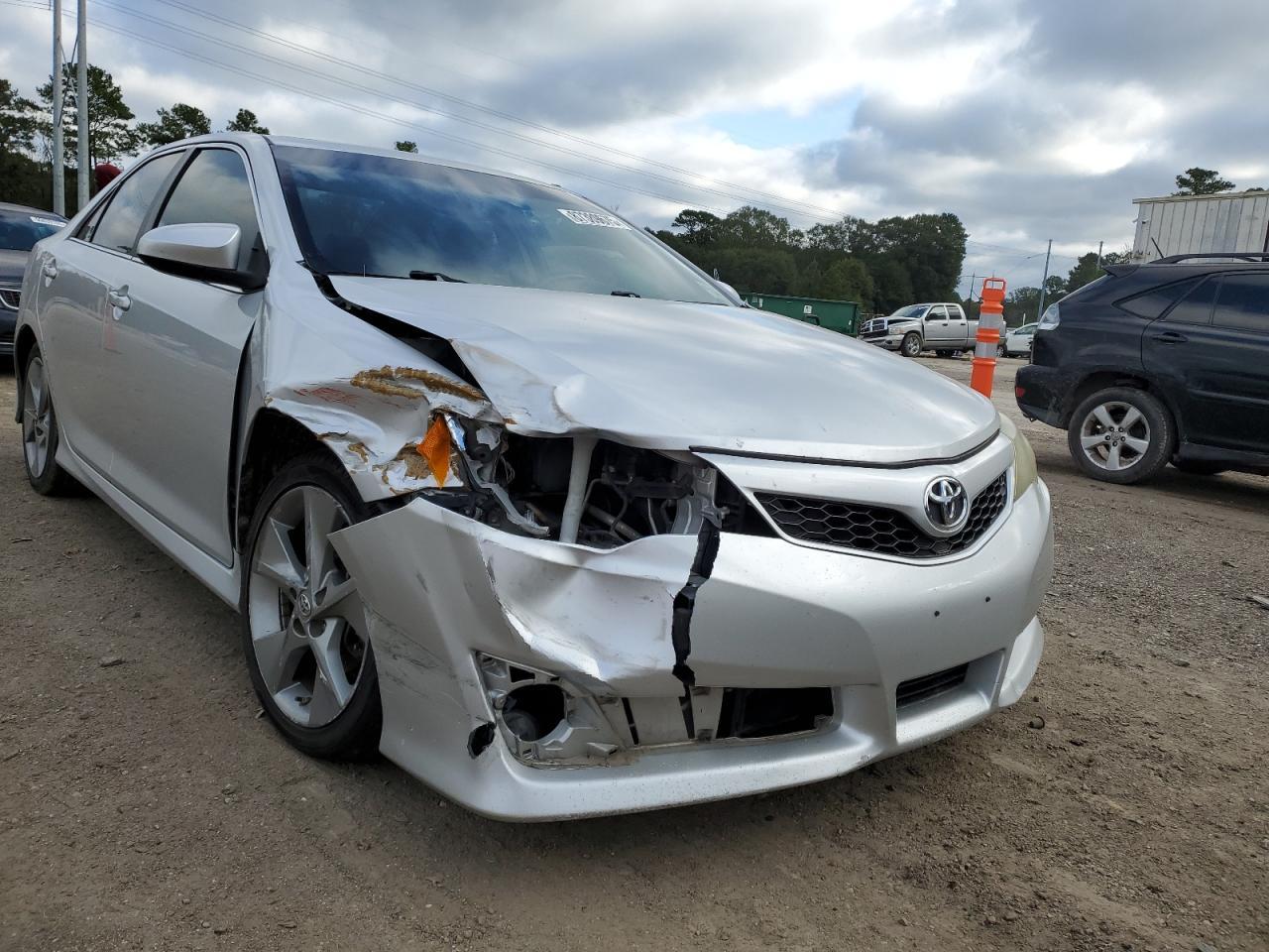 2012 TOYOTA CAMRY
