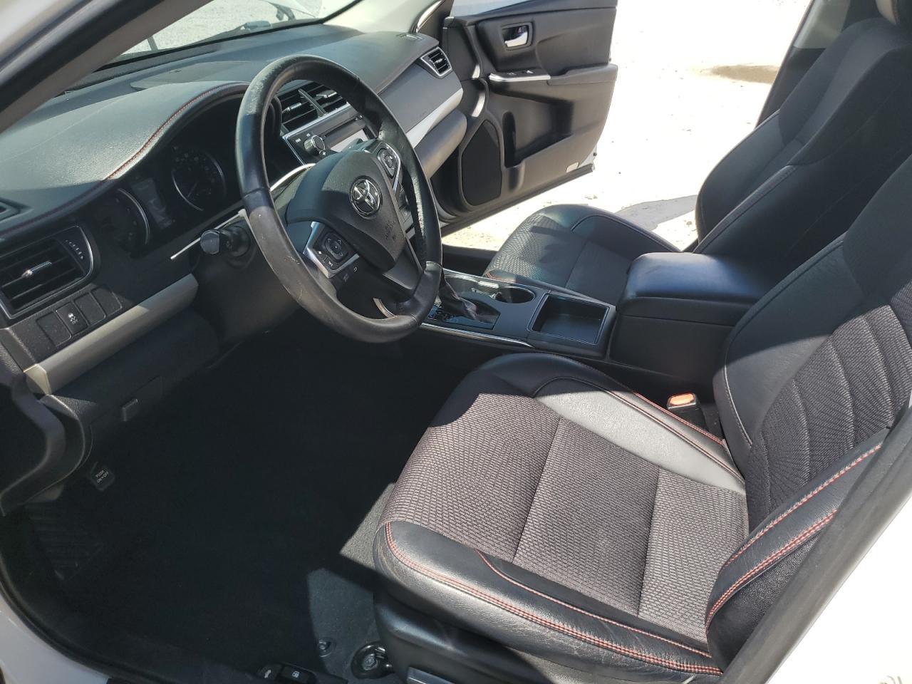 2017 TOYOTA CAMRY