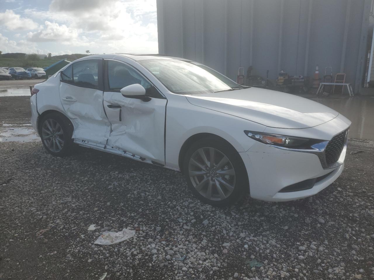 2025 MAZDA 3