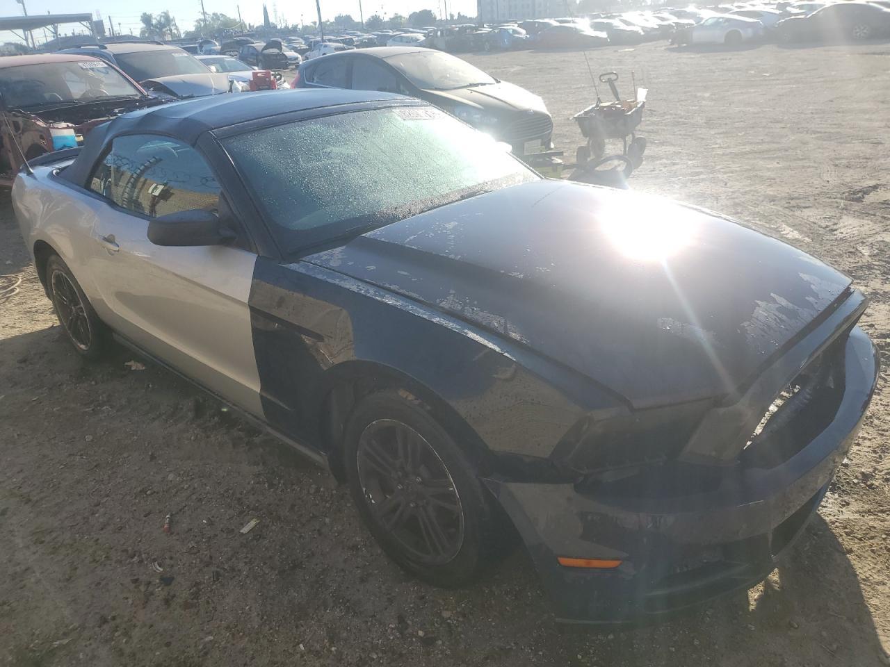 2010 FORD MUSTANG