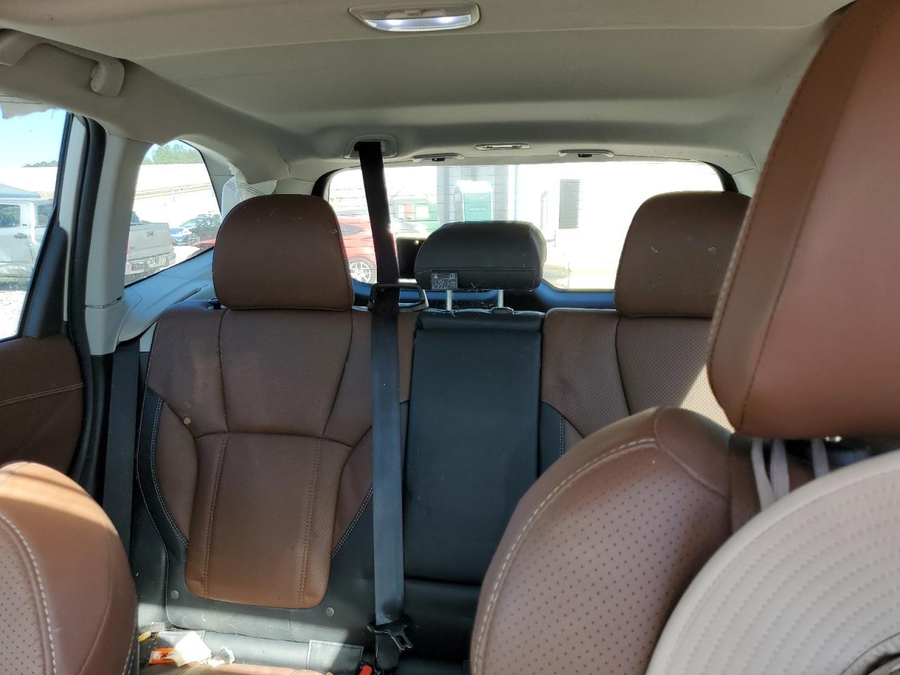 2022 SUBARU FORESTER