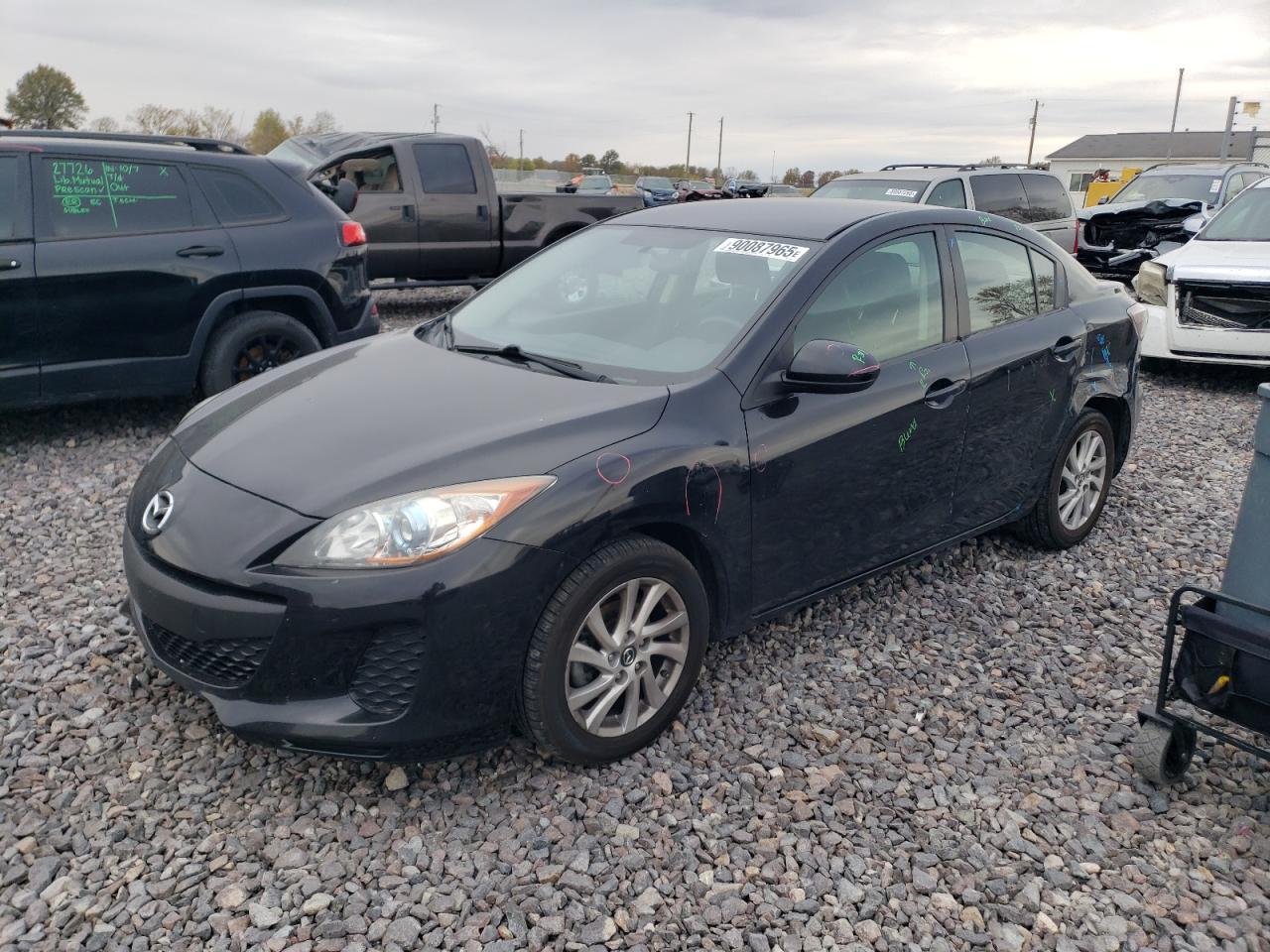 2013 MAZDA 3