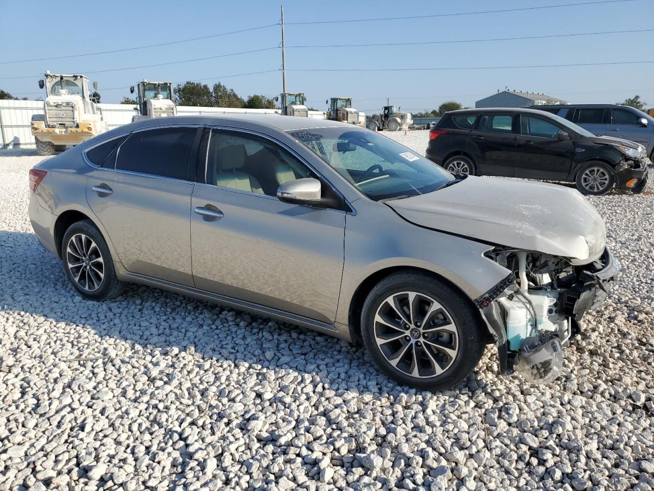2017 TOYOTA Avalon