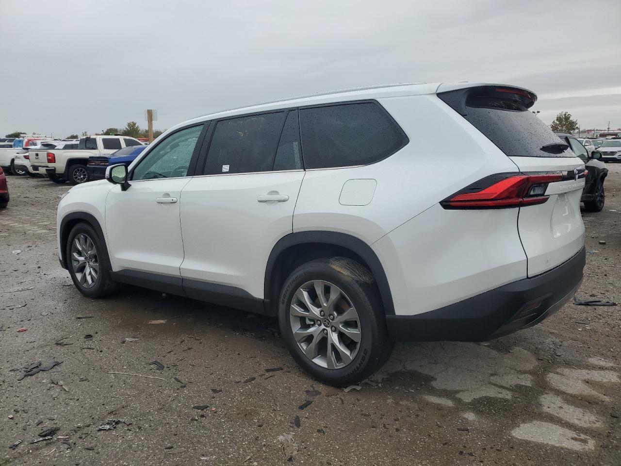 2024 TOYOTA HIGHLANDER