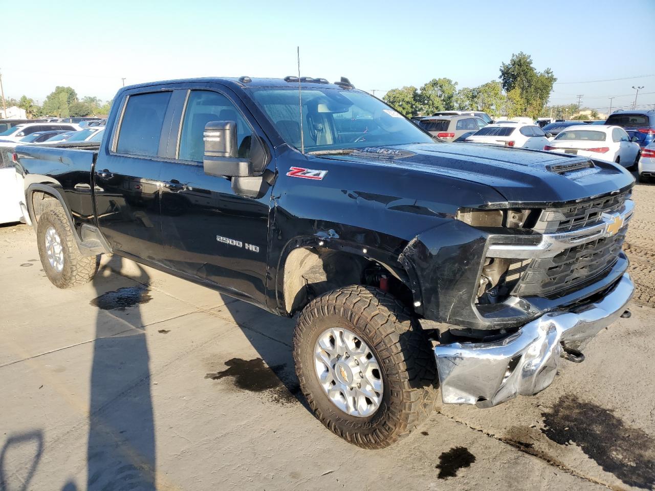 2024 CHEVROLET Silverado