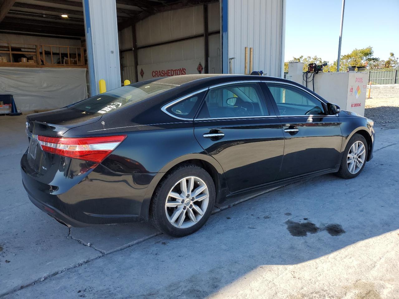 2013 TOYOTA Avalon