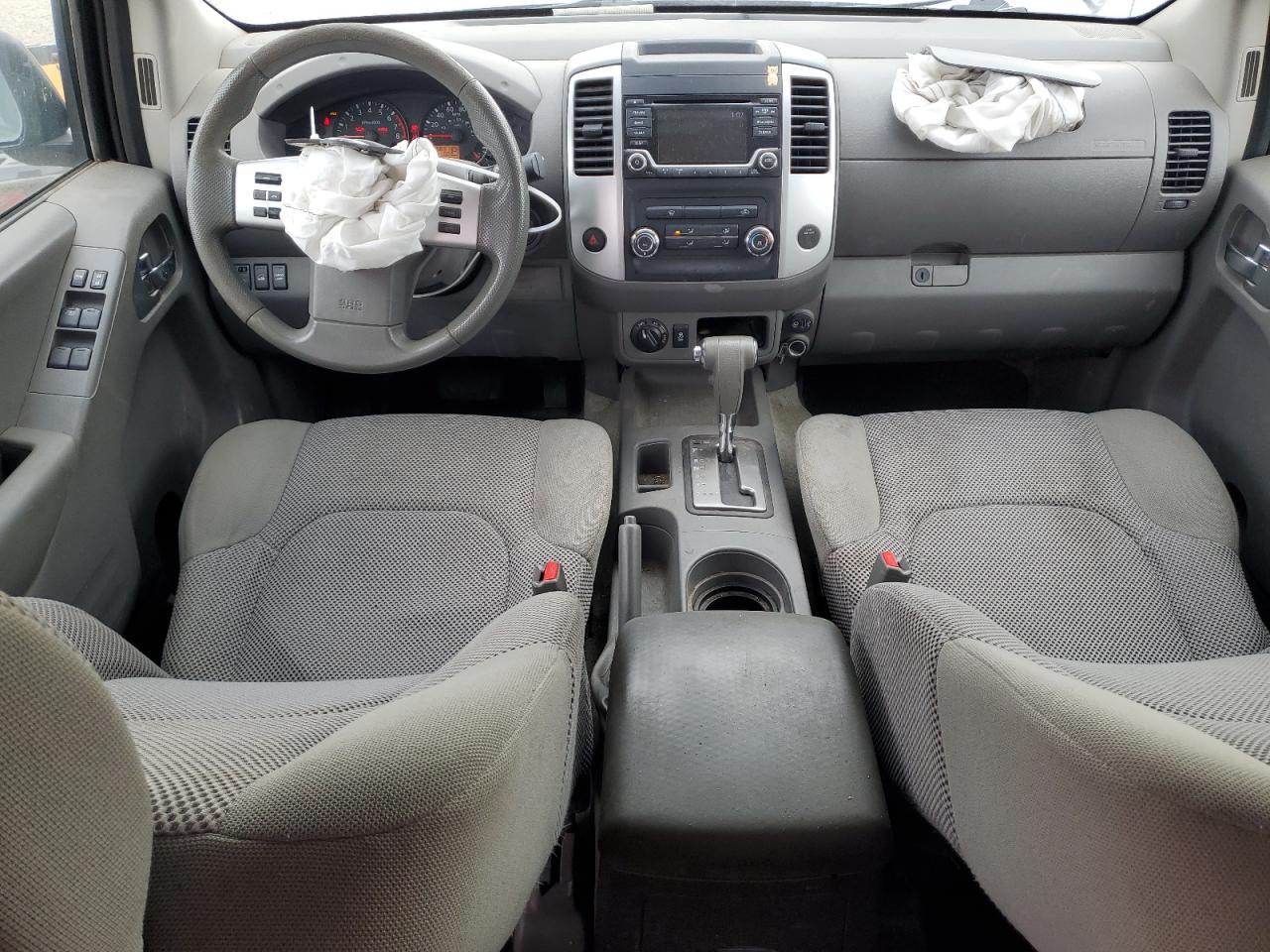 2017 NISSAN Frontier
