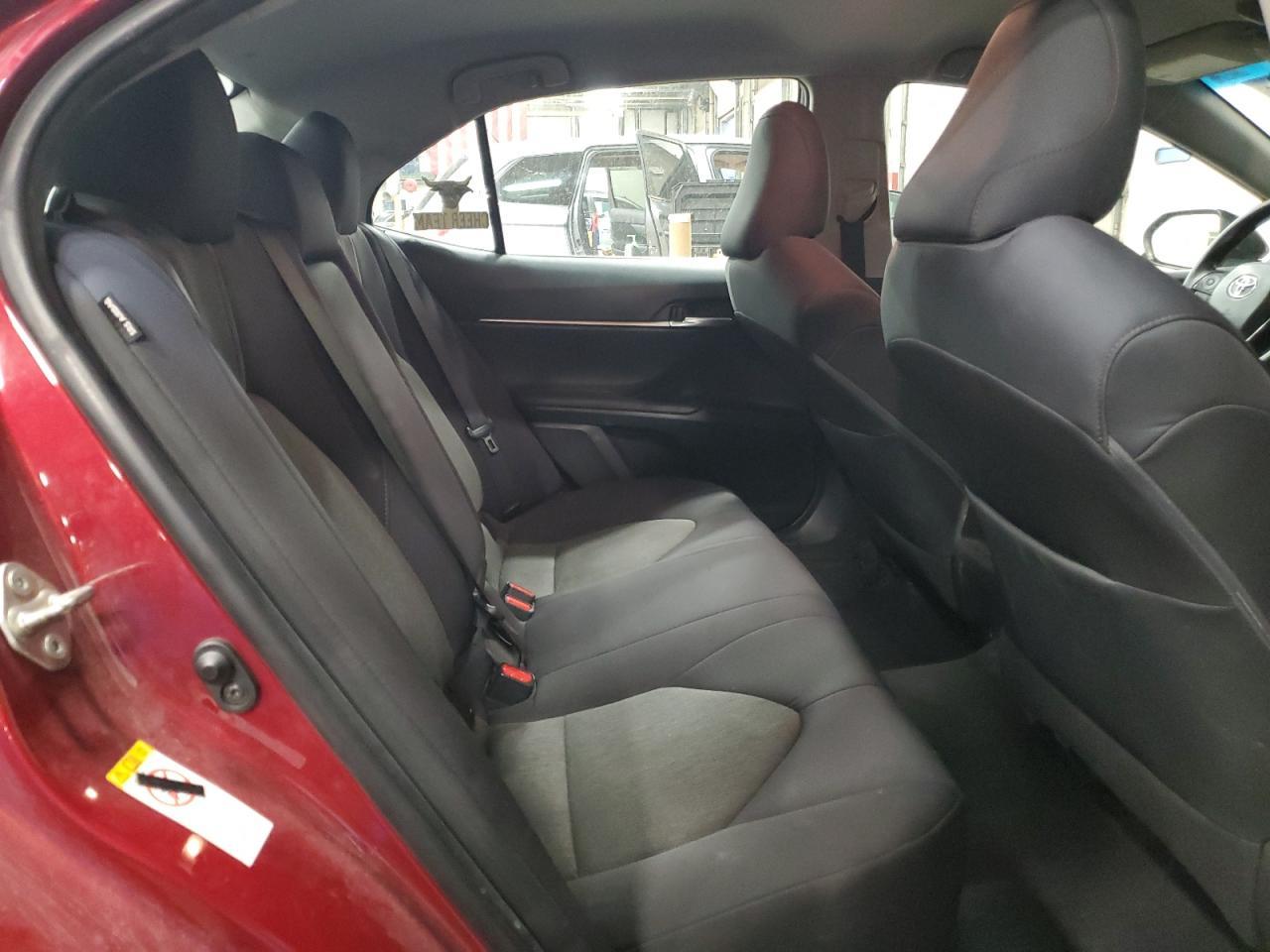 2018 TOYOTA CAMRY