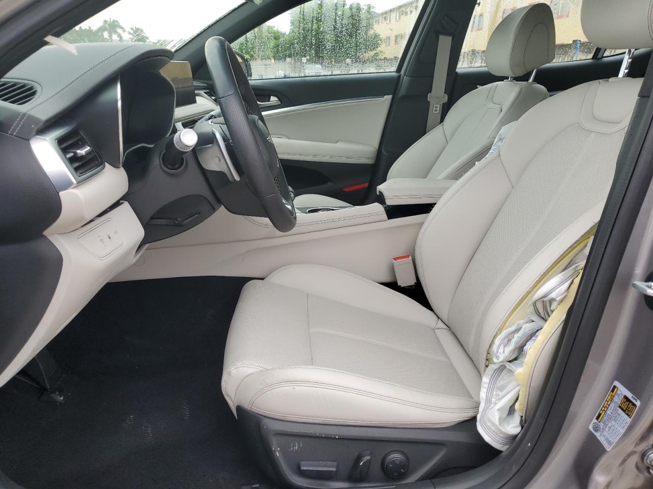 2025 GENESIS G70