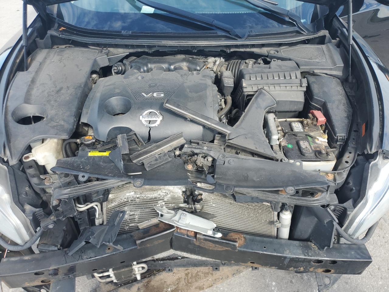 2012 NISSAN Maxima